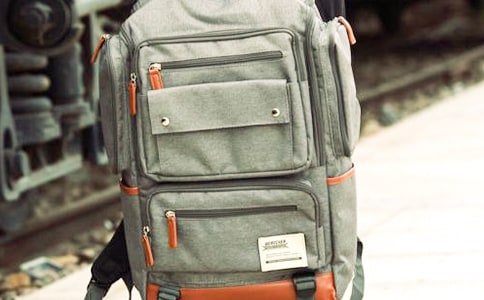 有關(guān)背包旅行的文藝句子