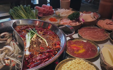 90��Ů���_(k��i)��偵�Ą�(chu��ng)�I(y��)��(m��ng)