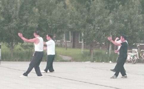  ������������400��