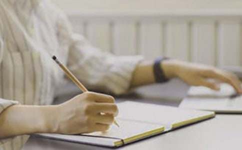 ���ֺ�С���x�������400��