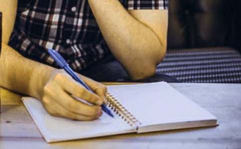 ����ķ�����С�ݡ�Ӣ���x��з��ģ����x6ƪ��