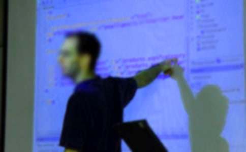 �ж�ĸУ���x��������_�W�����Ĵ�ȫ