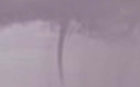 �����L(f��ng)���ķ���400��