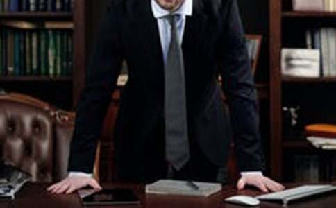 我的理想律師作文800字(通用16篇)