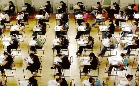 ����Ӣ�Z�σ���ĩ��ԇ��