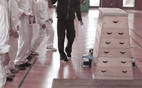 ���꼉�w���̌W�������Y(ji��)��ͨ��20ƪ��