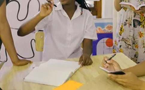 總結(jié)過去展望未來的作文推薦