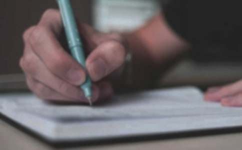 ���P��Ĭ�ϰ����ľ�ƪ