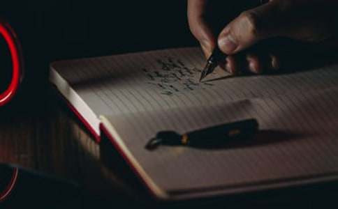 �Ը�Q�����\���ģ�ͨ��25ƪ��