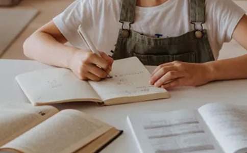 С�W(xu��)�������ģ�ͨ��27ƪ��